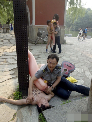 Illustration for article titled Protesting Piracy in China with...Blow-Up Dolls